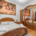 Maison 24 Boutique Apartman