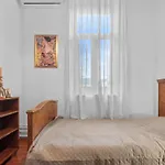 Maison 24 Boutique Апартаменти *
