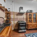 Maison 24 Boutique Bukarest