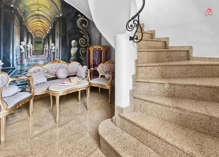 Maison 24 Boutique Апартаменты *