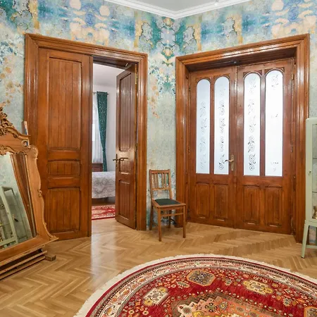 Maison 24 Boutique Appartement Boekarest